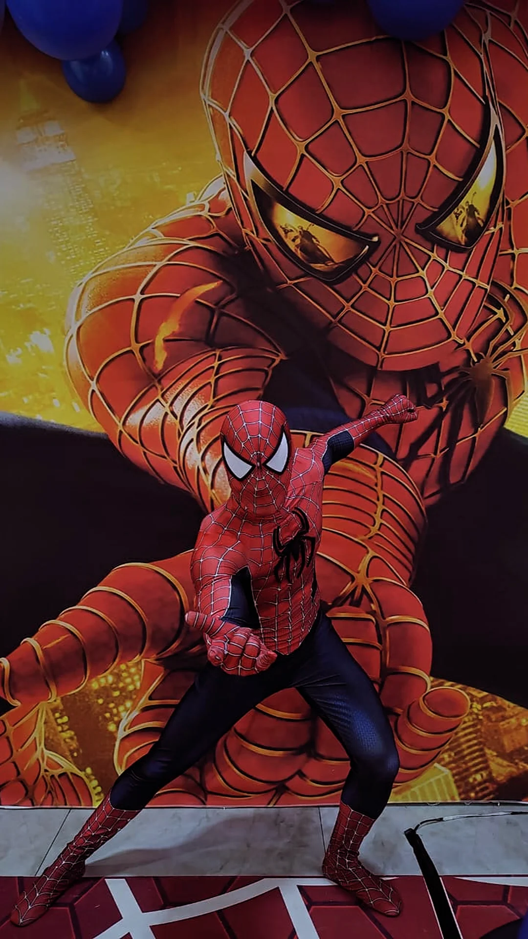 Homem-Aranha em evento da Realize