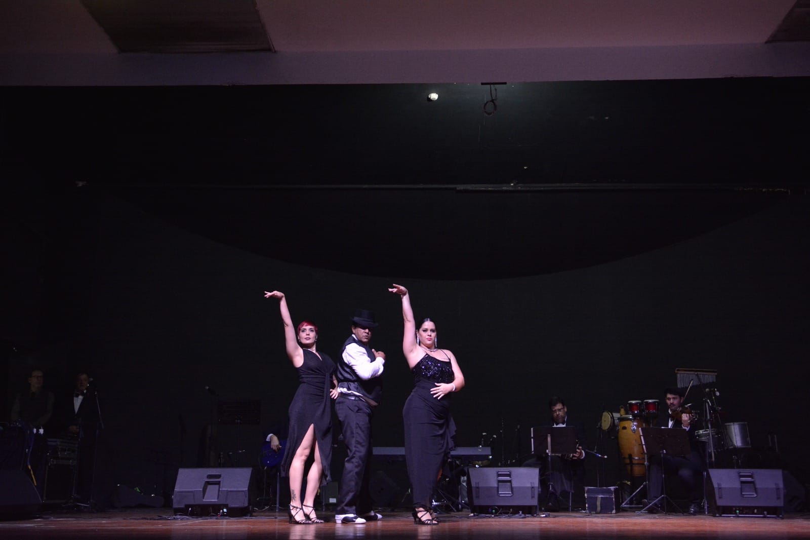 Cena de tango do Show Luna Porteña