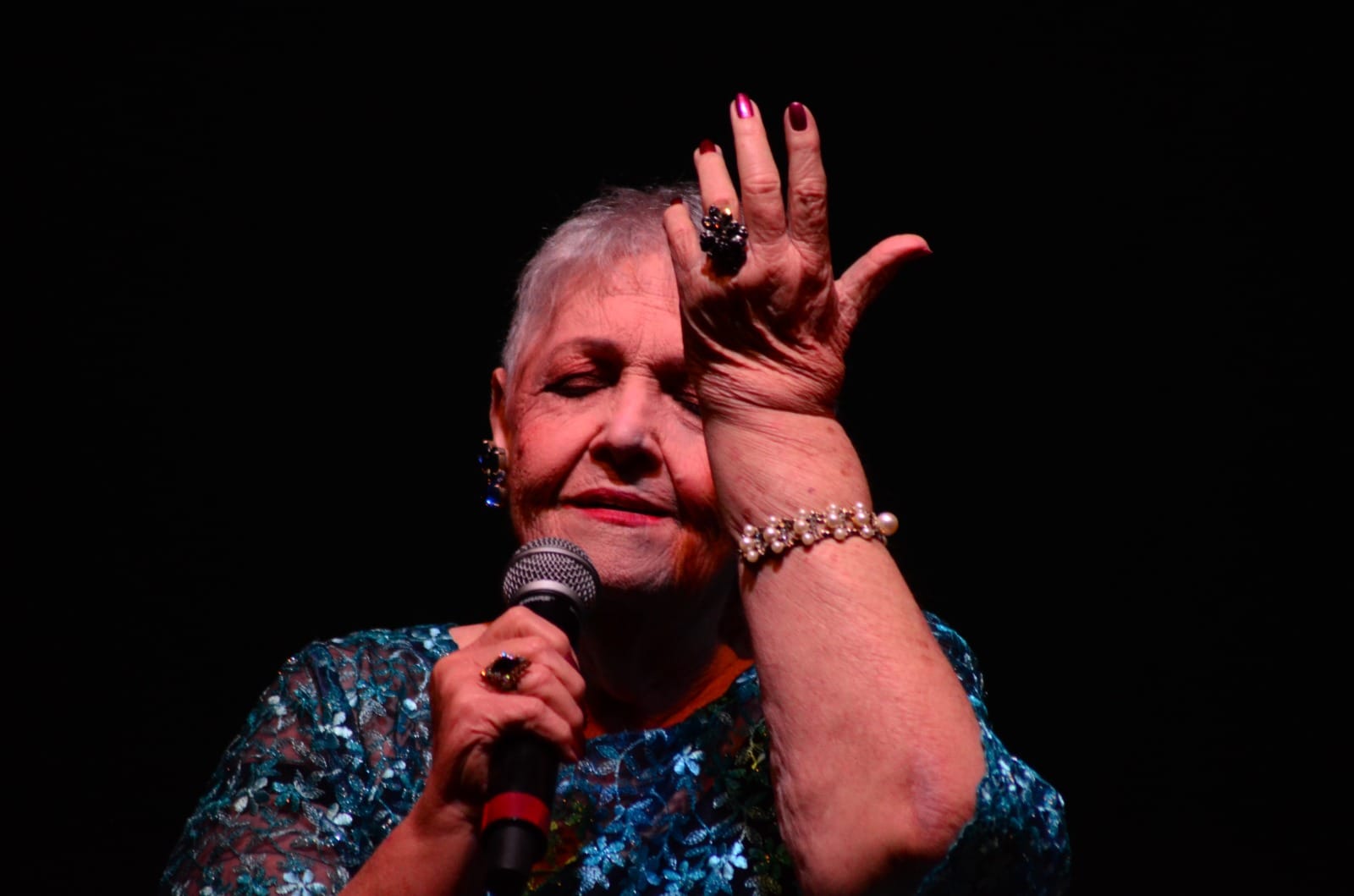 Apresentação musical do Show Luna Porteña